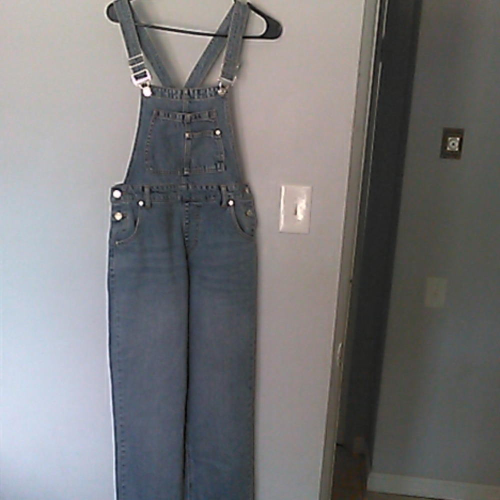Forever 21 women's overalls